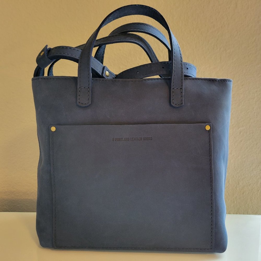 Portland Leather Goods Medium Zipper Crossbody Tote - Almost Perfect Deep Water